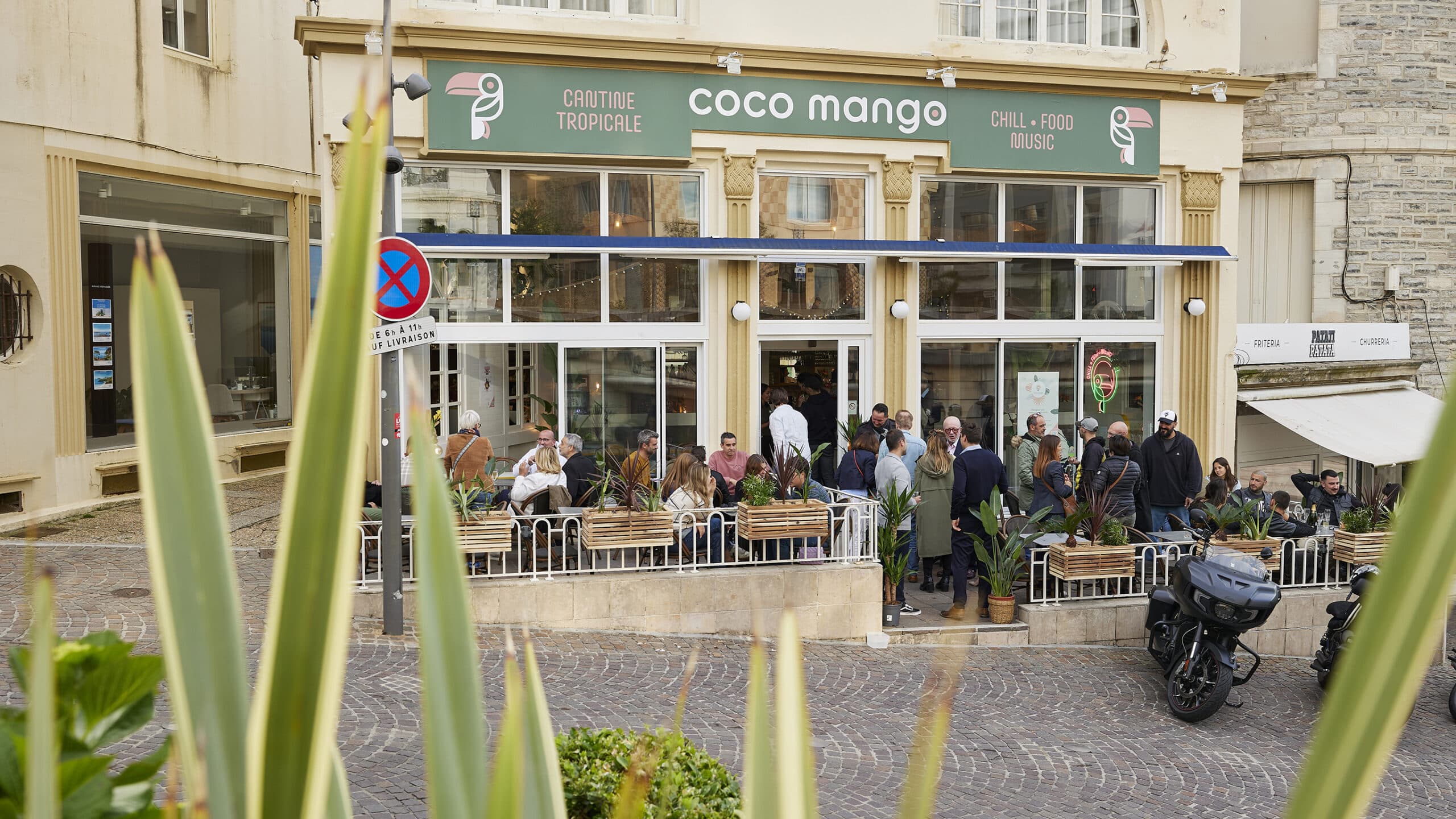 Devanture Biarritz Restaurant Coco Mango